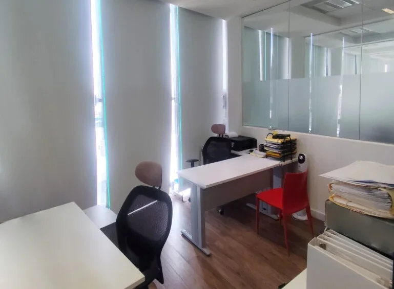Oficina privada 305