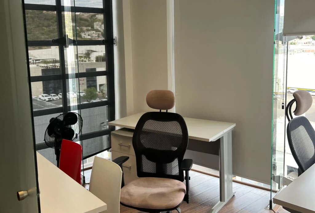 Oficina privada 300